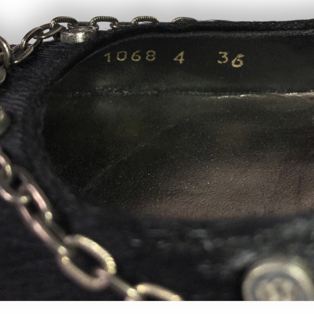Rock & Republic Pointed Toe Fur Wrap Around Chained Logo Wedge Black Size EU 36 - Picture 13 of 15